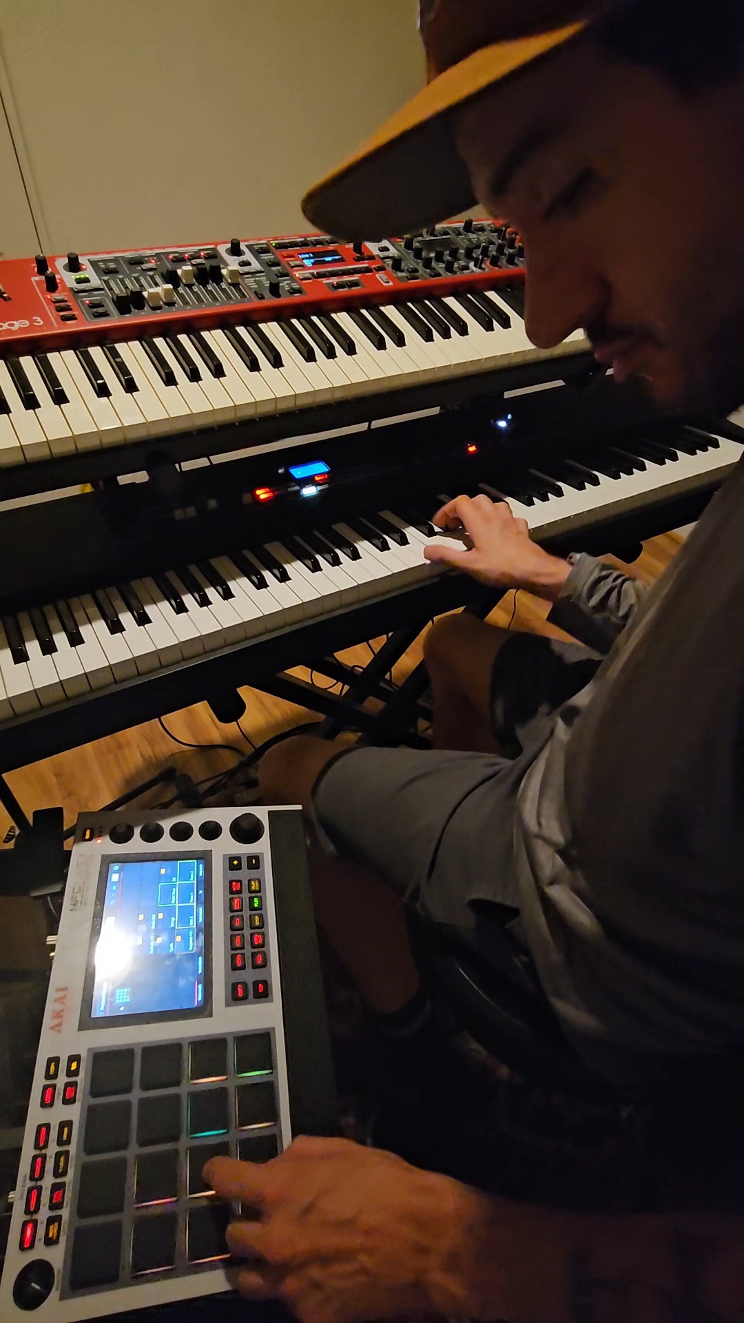Mahdood — pianist and producer